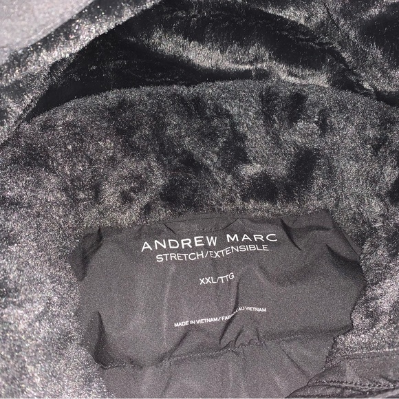 Women’s Andrew Marc Black Winter Coat
New without tags size XXL - Picture 7 of 8
